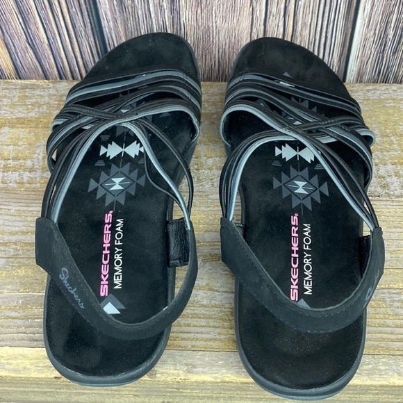 Sketchers Memory Form Black Sandals - Size 8 - Picture 5 of 7